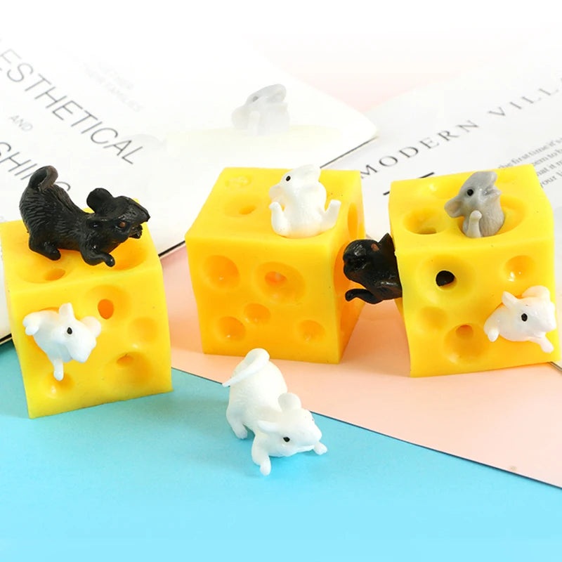 Cubo antiestrés Queso y ratoncitos ecológico y resistente